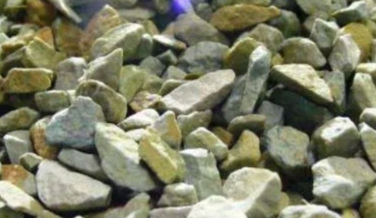 Bundan 1 gram bulan herkes zengin oluyor! Gramla servet saçan o taş... 1